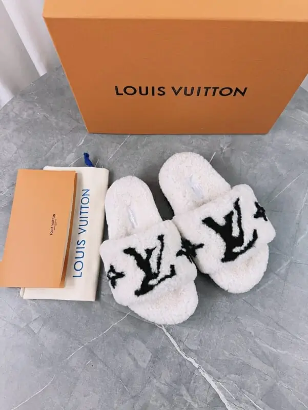 louis vuitton chaussons pour femme s_12447571